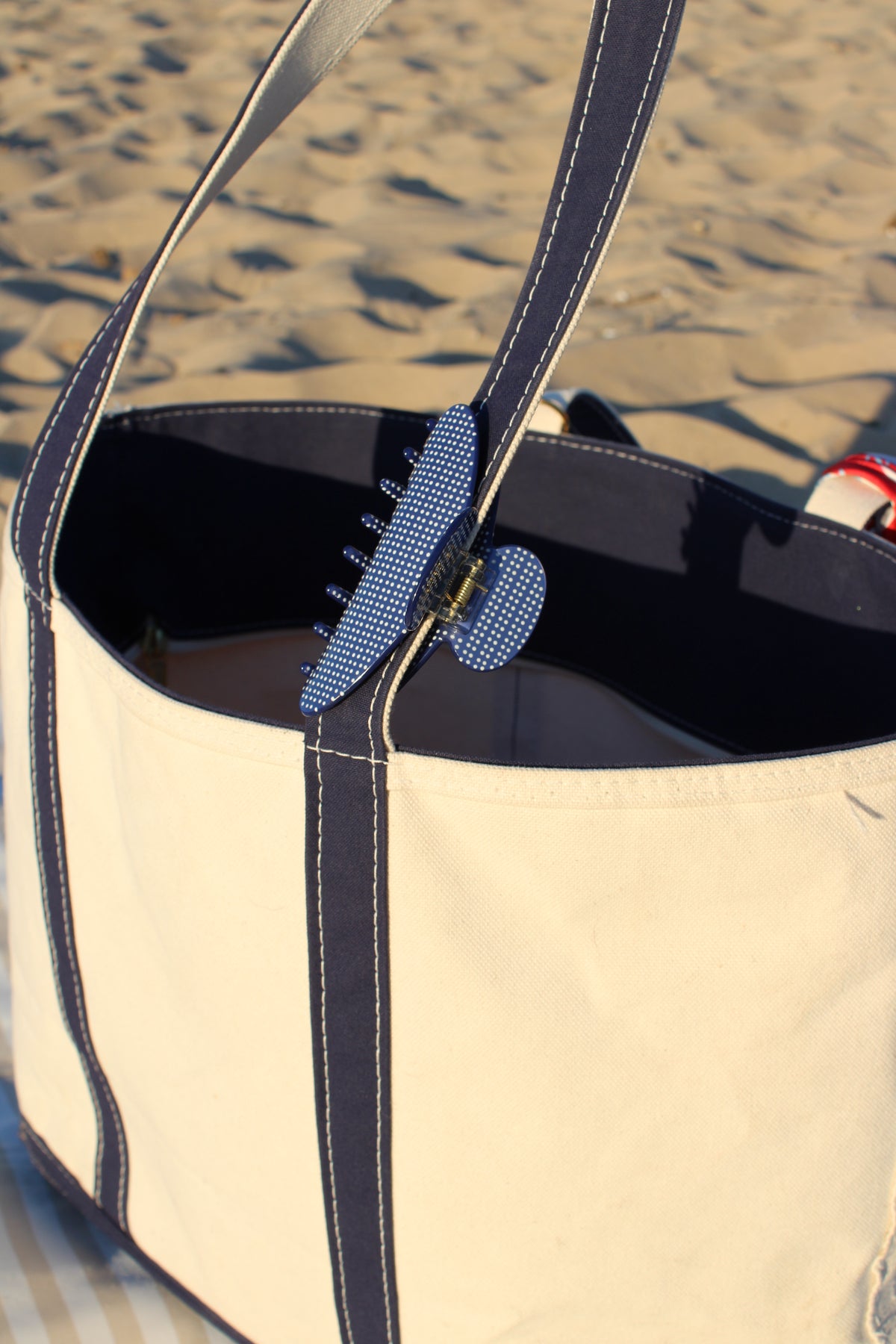 The Sailor Dot Claw Clip
